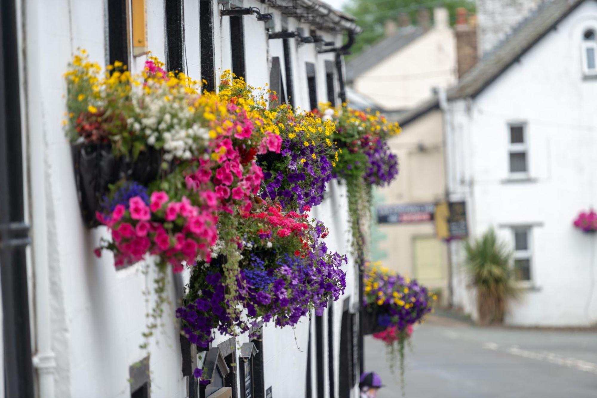 The Horse And Farrier Inn And The Salutation Inn Threlkeld Keswick Bagian luar foto