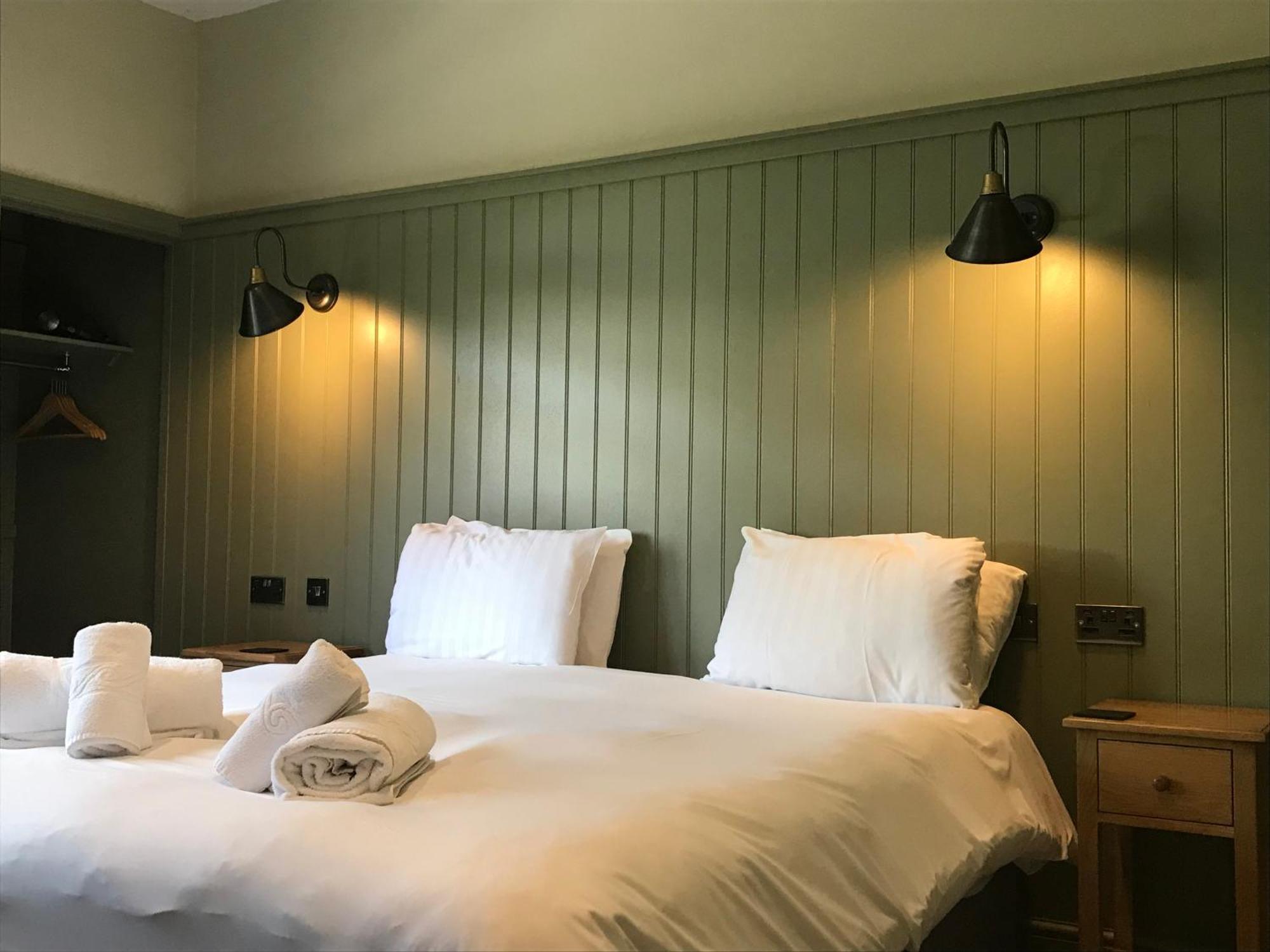 The Horse And Farrier Inn And The Salutation Inn Threlkeld Keswick Bagian luar foto